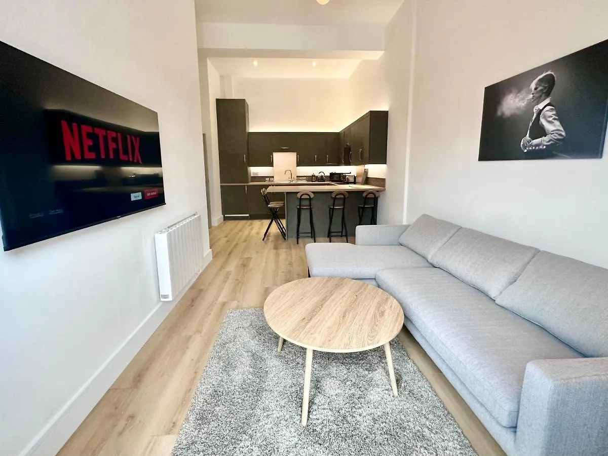 Fountain Apartment No 2 With Free Parking Йорк