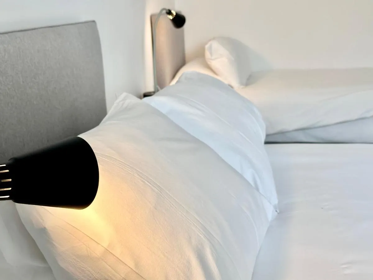 Fountain Apartment No 2 With Free Parking Йорк